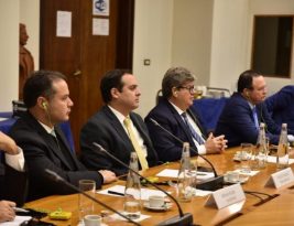 João discute infraestrutura e cooperação econômica em seu último dia de agenda na Itália