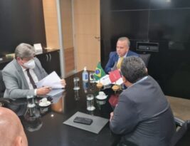 Governador pede a ministro do Desenvolvimento adutora que levará água para o Brejo paraibano