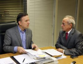 Ao lado de Aguinaldo, Cicero anuncia empréstimo no valor de R$ 100 milhões para pavimentação de 500 ruas em João Pessoa