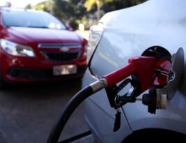 Petrobras anuncia novos reajustes nos preços da gasolina e do gás de cozinha a partir deste sábado