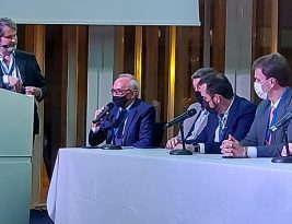 Cícero representa João Pessoa na Espanha em evento sobre iniciativas urbanas inteligentes