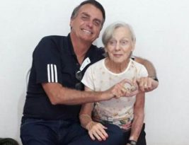 Jair Bolsonaro volta ao Brasil para velório e enterro da mãe