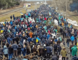 Funcionários de usina nuclear da Ucrânia impedem avanço de tropas do exército russo