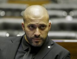 STF marca julgamento de Daniel Silveira após deputado desafiar decisão de Moraes