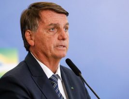 Bolsonaro diz que compra de Viagra pelas Forças Armadas ‘não é nada’