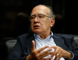 Gilmar defende união do STF e diz que ministros estão “irmanados” com Moraes