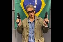 Roberto Jefferson é preso e indiciado pela PF por 4 tentativas de homicídio