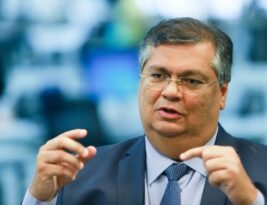 Dino diz que governo Lula vai antecipar atos administrativos para primeiras horas do dia 1º a fim de evitar ‘instabilidade’