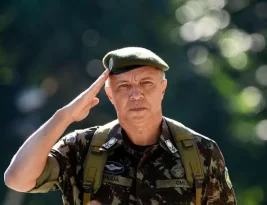 Decretos oficializam troca de comando no Exército Brasileiro