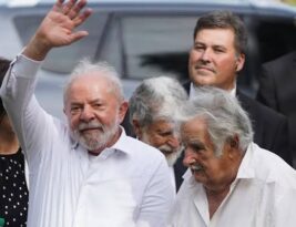 Lula defende acordo entre China e Mercosul, em visita ao Uruguai