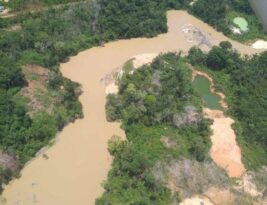 Militares centralizam plano contra garimpo em terras indígenas