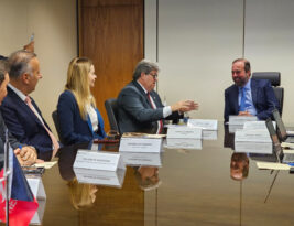 João Azevêdo solicita a ministro investimentos para ampliação de projetos de energias renováveis na Paraíba