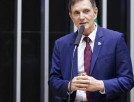Justiça eleitoral cassa mandato do deputado federal Marcelo Crivella, aplica multa e o torna inelegível