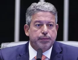 Lira foi beneficiário de R$ 265 mil em pagamentos feitos por motorista e por seu “operador”