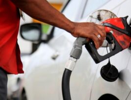 BOA NOTÍCIA: Petrobras anuncia redução no preço da gasolina para as distribuidoras