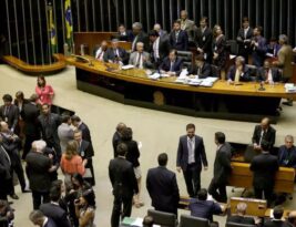 Novo Censo deve reduzir de 12 para 10 o número de deputados federais da Paraíba para as eleições de 2026