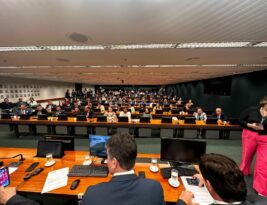 Prefeitos se reúnem com bancada federal em Brasília e pedem apoio para demandas municipalistas