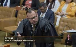 Solidariedade expulsa advogado que esqueceu réu para meter o pau em Alexandre de Morais