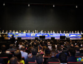 Prefeitos paraibanos participam de mobilização nacional em Brasília para resolver crise de recursos em municípios