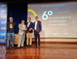 Paraíba é premiada por programas de Educação em São Paulo e João Azevêdo destaca avanço do estado nos serviços digitais