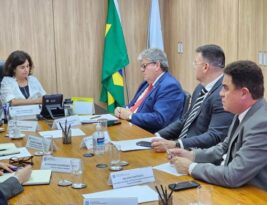 João Azevêdo apresenta programa “Paraíba contra o Câncer” à ministra da Saúde, Nísia Trindade, que garante recursos