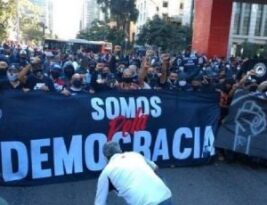 Suposto ato de torcidas organizadas para o mesmo dia e local de Bolsonaro bomba nas redes