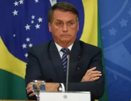 General do Exército diz à PF que Bolsonaro lhe apresentou duas minutas de golpe