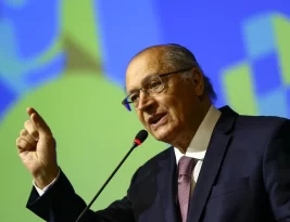 Em meio à troca de farpas entre Padilha e Lira, Alckmin diz que poderes têm harmonia ‘agitada’