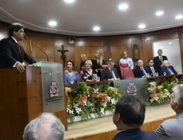 Câmara de João Pessoa faz homenagem póstuma a José Maranhão; familiares, amigos e autoridades lembram seu legado
