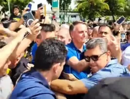 Bolsonaro é recebido por apoiadores em João Pessoa, é homenageado com cidadania e anuncia pré-candidaturas