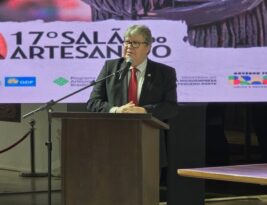 João Azevêdo prestigia 1ª Mostra do Artesanato em Brasília e destaca investimentos do governo para fortalecer segmento