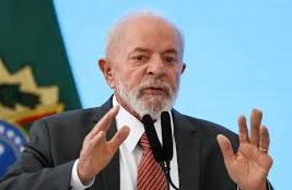 Lula vai discutir segurança pública com governadores e fala em aumento salarial a policiais