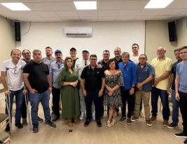 Vinte e cinco vereadores assinam moção de apoio à candidatura de Dinho Dowsley para presidência da CMJP