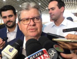 Governador João Azevedo entrega 113 novos ônibus escolares para municípios paraibanos