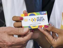 Programa do MEC vai pagar R$ 1050 a universitários de licenciatura; inscrições abrem sexta-feira