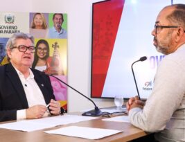 João Azevêdo critica parlamentares por “uso político” de protesto de policiais em João Pessoa