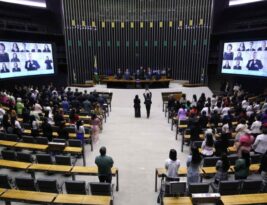 Número de deputados pode subir de 513 para 527 na Câmara Federal