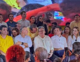 João Azevêdo assume comando do PSB na Paraíba, leva partido a 69 prefeitos e fala em possibilidade de candidatura ao Senado