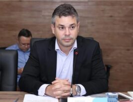 Prefeito de Cabedelo publica decreto que reduz folha de pessoal e corta gratificações e horas extras