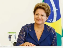 Dilma Rousseff recebe anistia política de comissão e indenização de R$ 100 mil