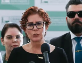 TOMOU NO MONOSSÍLABO: Por unanimidade, STF condena Carla Zambelli a 10 anos de prisão