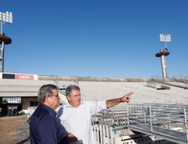 João Azevêdo inspeciona instalação de novo sistema de iluminação do Almeidão e destaca investimentos para fortalecer o esporte