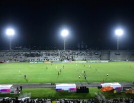 João Azevêdo entrega novo sistema de iluminação do Almeidão e destaca investimentos nos estádios da Paraíba