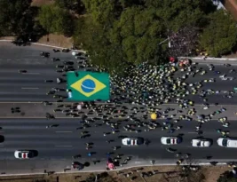 FRACASSO NAS RUAS: protestos pró-Bolsonaro viram deboche nacional; Trump não ajudou