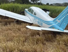 Avião com Cícero Lucena faz pouso de emergência na Paraíba