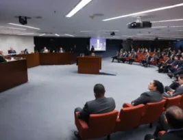 Acompanhe ao vivo o 4º dia do julgamento de Bolsonaro e aliados por tentativa de golpe