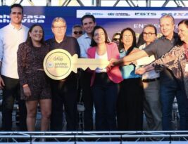 João Azevêdo entrega 96 unidades habitacionais em Patos, além do Centro de Iniciação ao Esporte do município