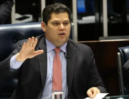 LICENCIAMENTO AMBIENTAL: Alcolumbre atende ao governo e cancela sessão para analisar vetos de Lula