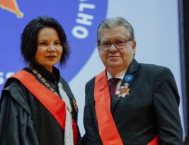 João Azevêdo é homenageado em solenidade do TRT-PB e destaca importância de parcerias com o Tribunal na inclusão dos paraibanos