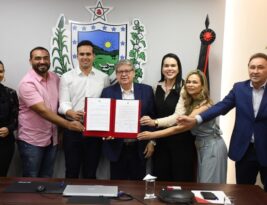 Governador assina decreto de criação do Monumento Natural Itacoatiaras do Ingá e destaca importância da ação para a preservação e turismo sustentável